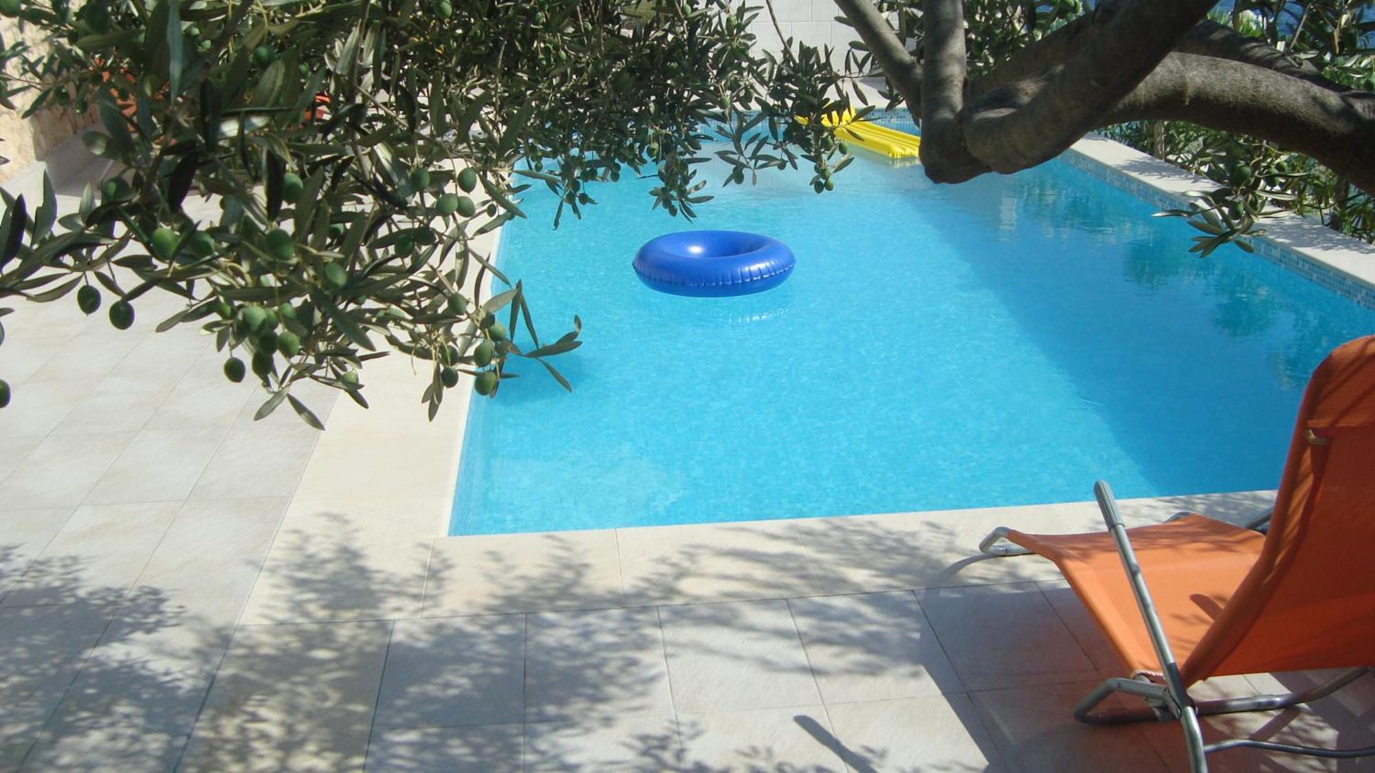 Apartments Niana With Heated Seawater Swimingpool Donji Okrug  Ngoại thất bức ảnh