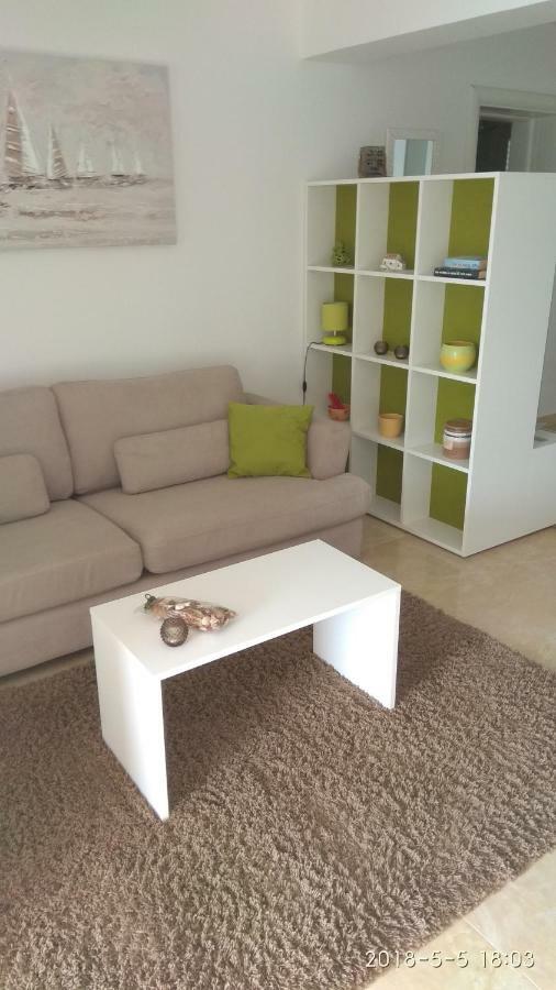 Apartments Niana With Heated Seawater Swimingpool Donji Okrug  Ngoại thất bức ảnh